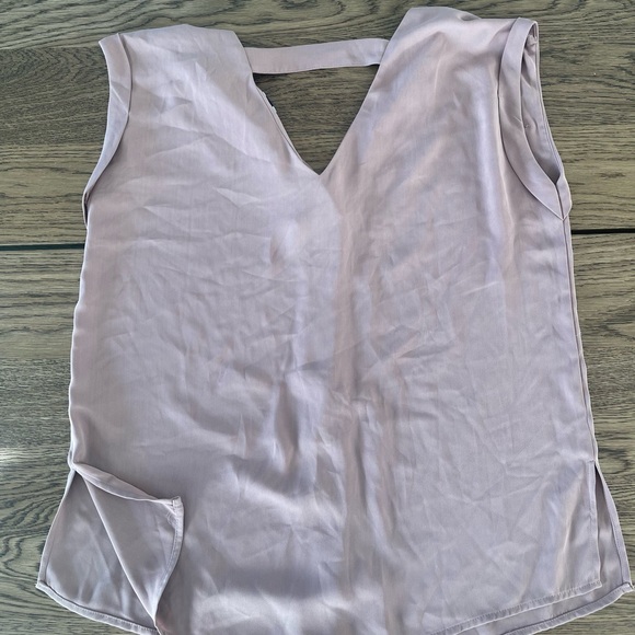 Kismet Sleeveless Blouse Large NWT - Picture 3 of 3